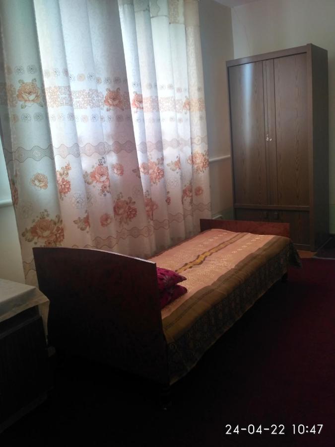 Western House Bed & Breakfast Qorowul Eksteriør bilde