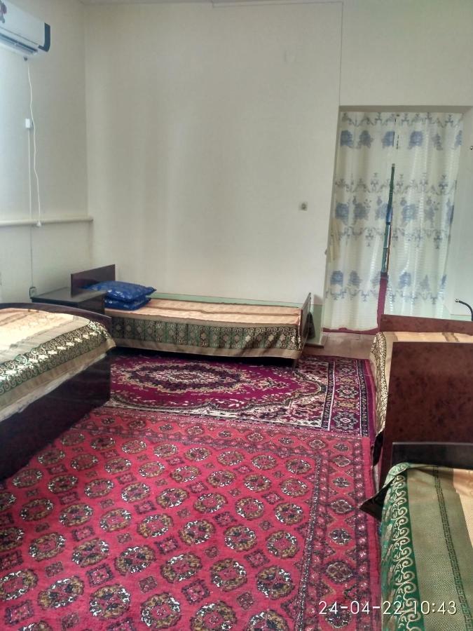 Western House Bed & Breakfast Qorowul Eksteriør bilde