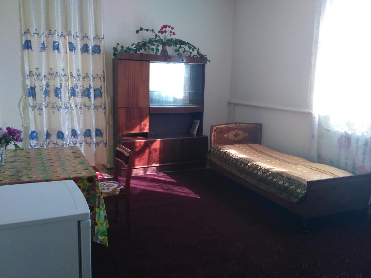 Western House Bed & Breakfast Qorowul Eksteriør bilde